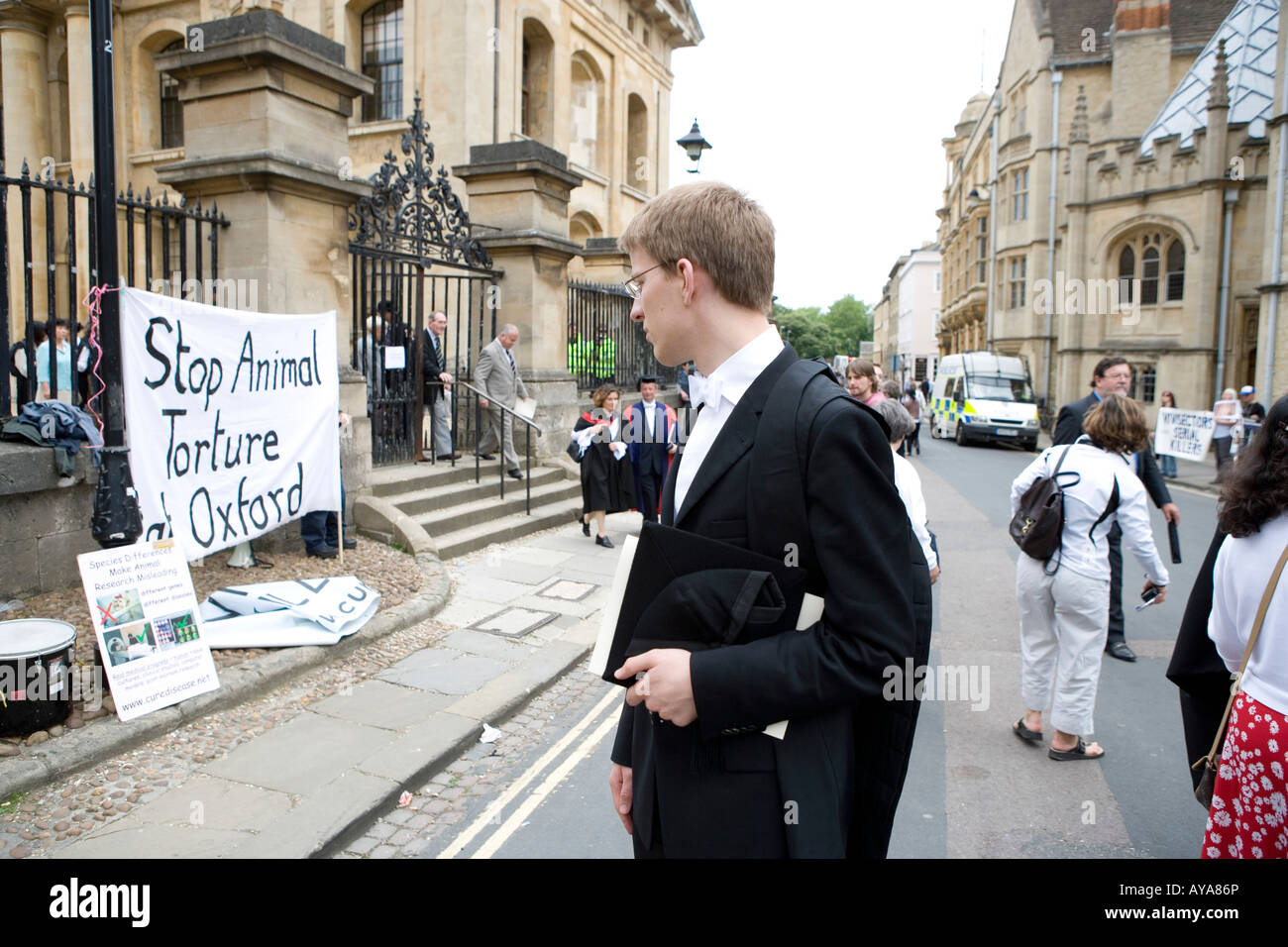 Speak the protest group against the Oxford animal lab disrupt The Encaenia Ceremony at Oxford University Stock Photo