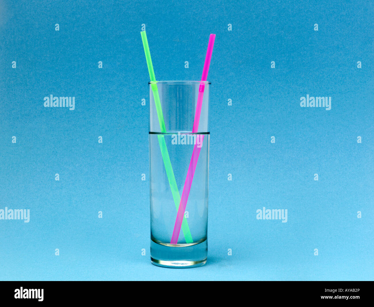 Refraction glass with straw hires stock photography and images Alamy