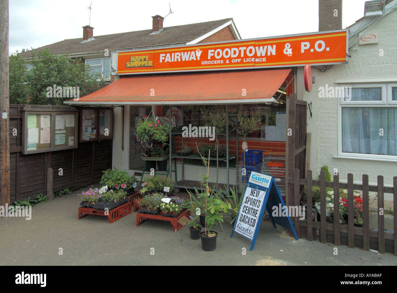 Bedding plants sign hires stock photography and images Alamy