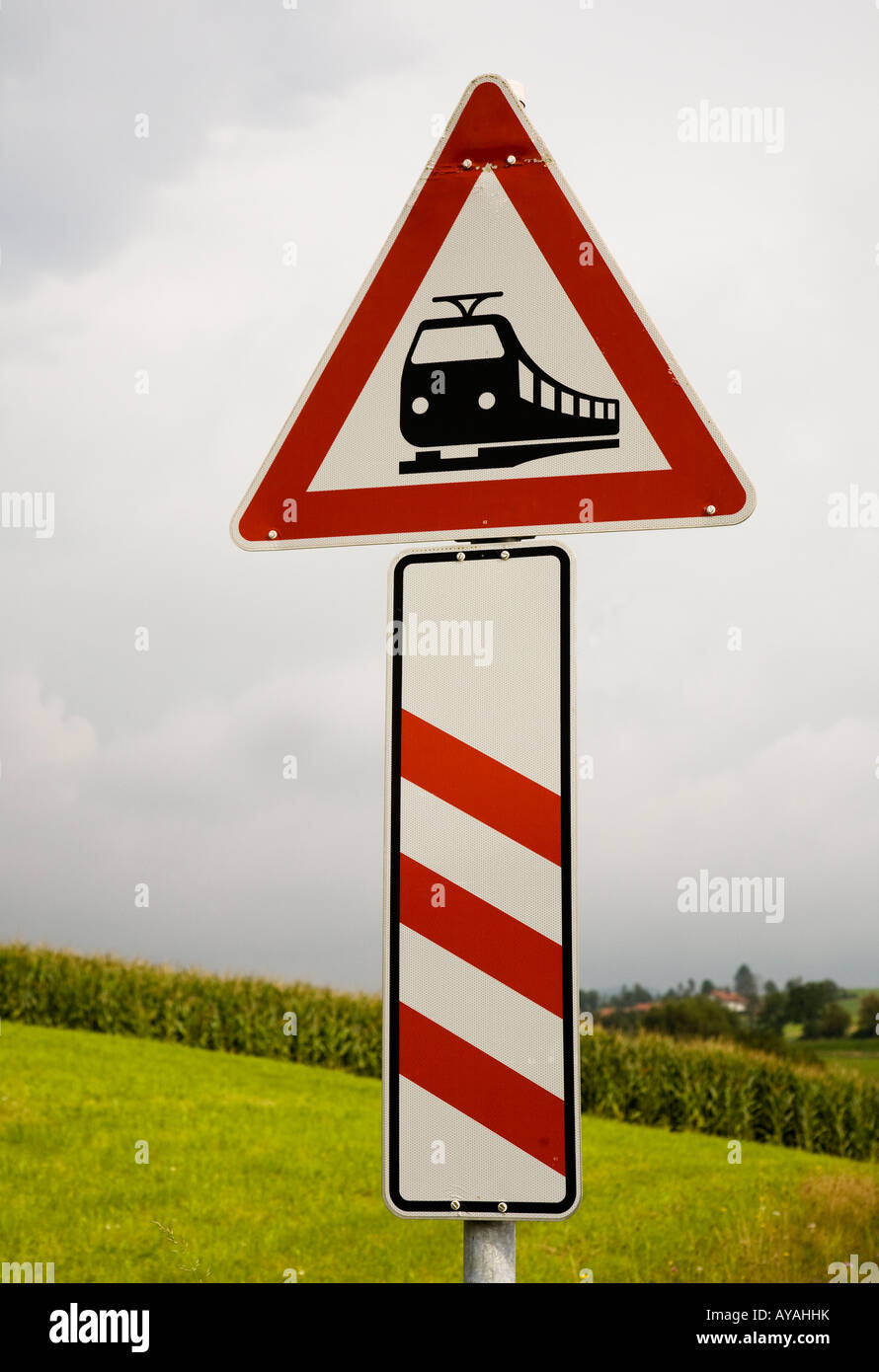 German Railroad Crossing Sign High Resolution Stock Photography And Images Alamy