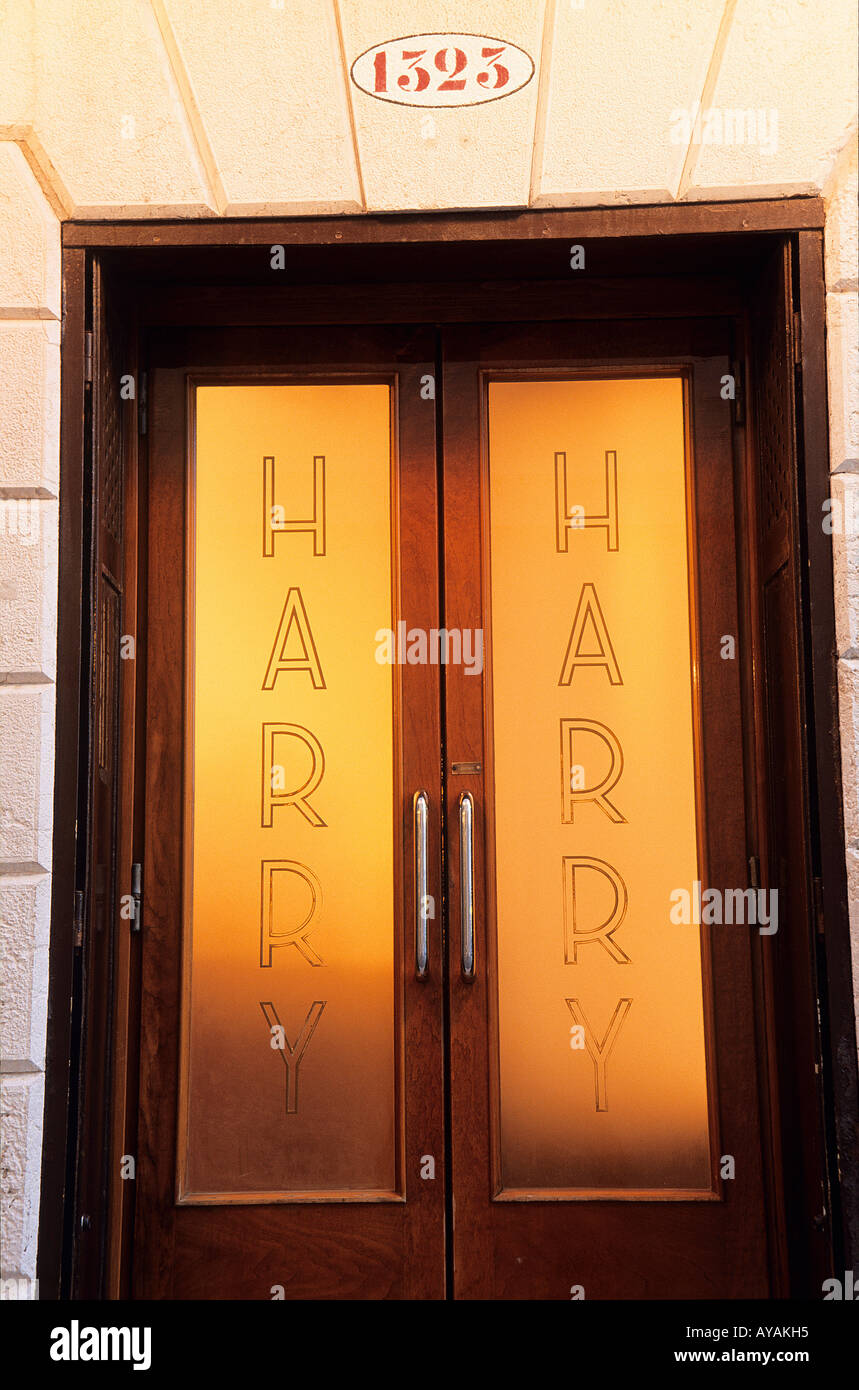 Harry bar venice hi-res stock photography and images - Alamy