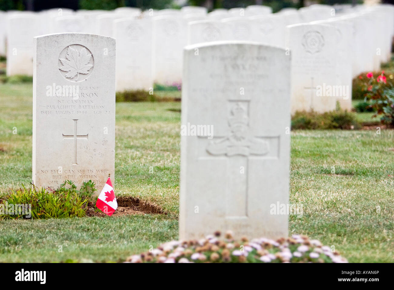 Grave of Canadian soldier killed during the liberation of France in 1944 and buried in Normandy Stock Photo