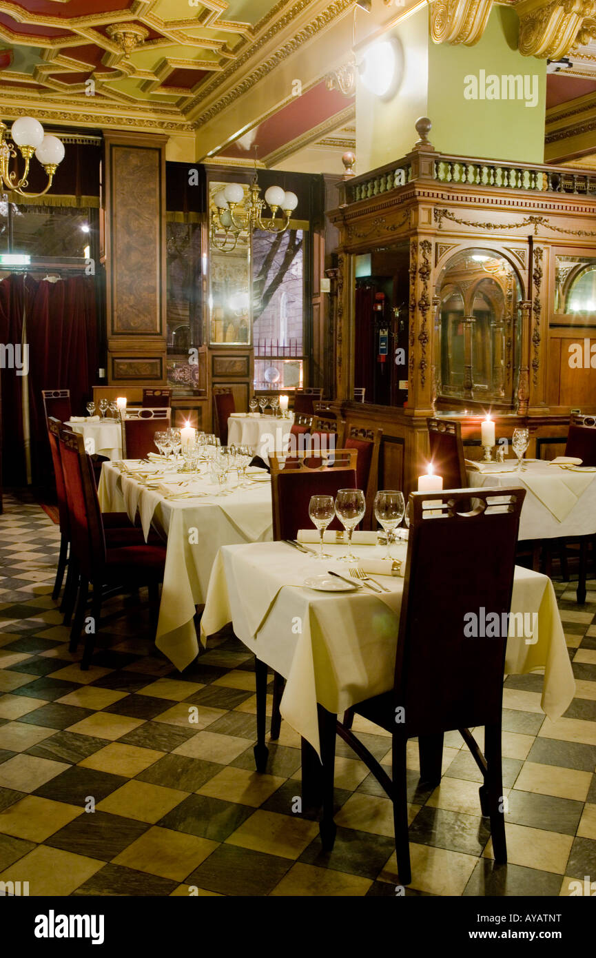 Cafe Royal Oyster Bar Edinburgh Scotland Stock Photo Alamy