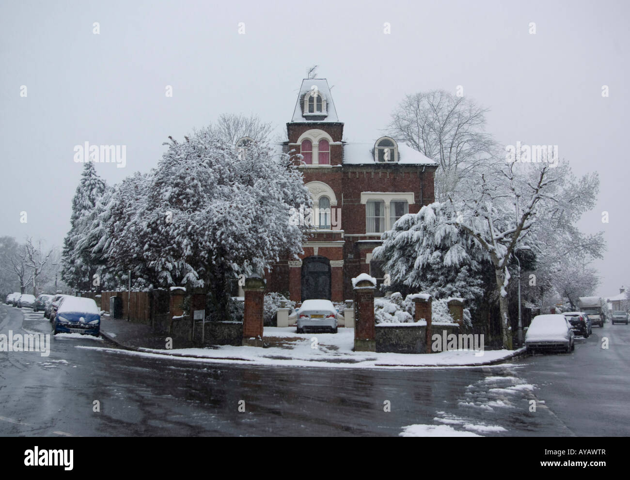 Late spring snow in Surrey, England Stock Photo Alamy