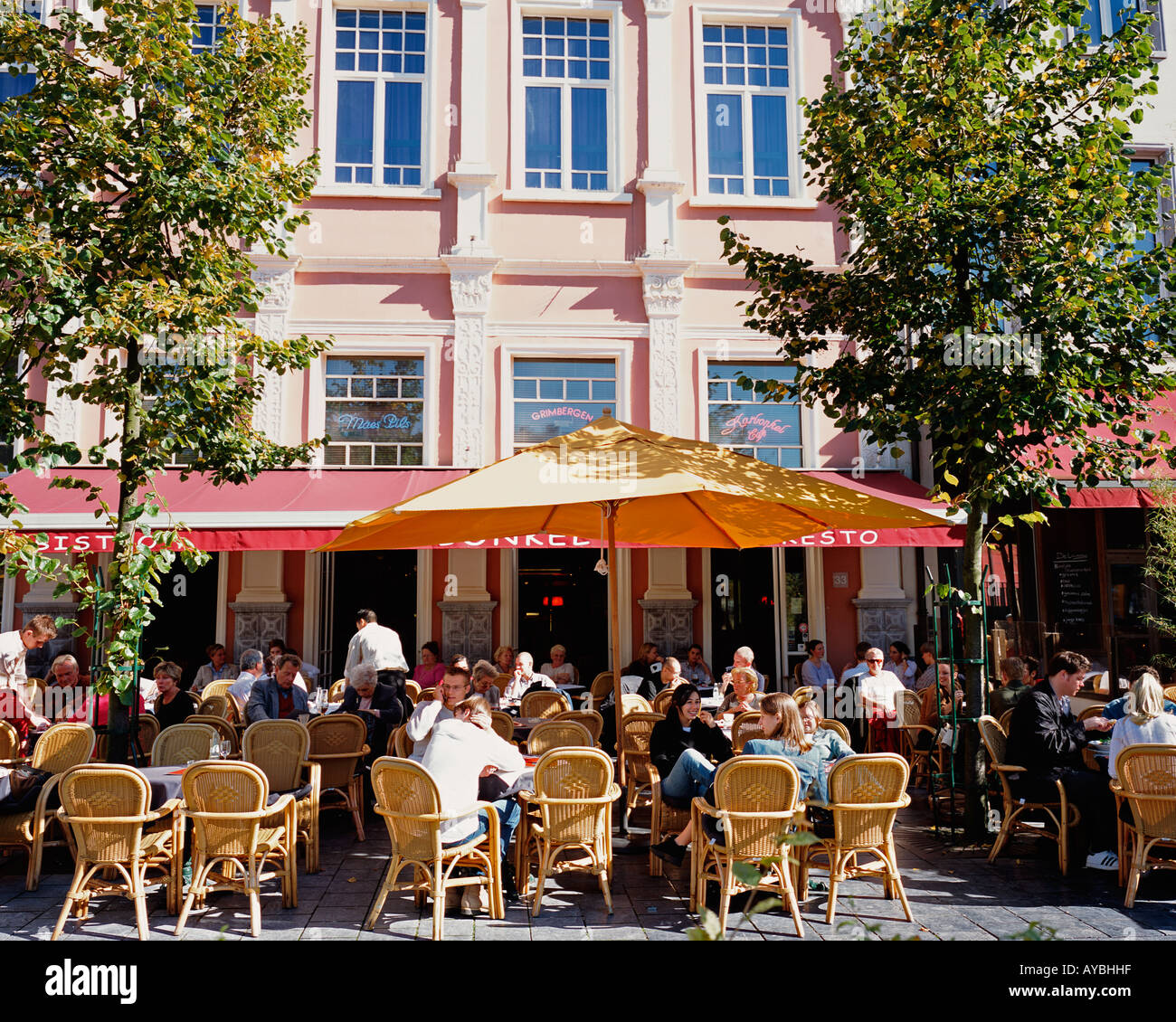 BELGIUM  ANTWERP  GROENPLAATS PAVEMENT CAFE Stock Photo