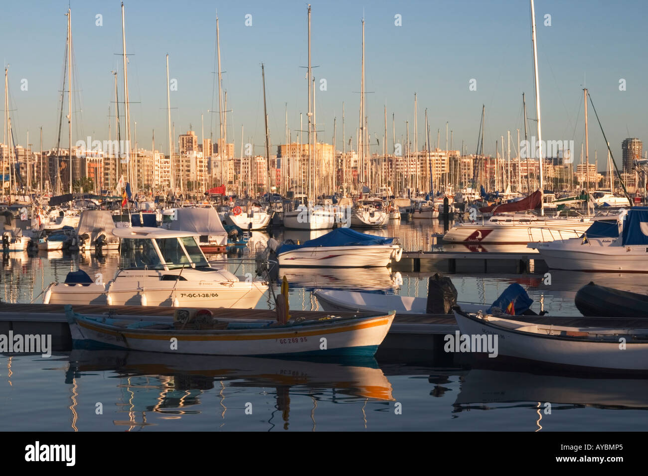 Muelle Deportivo (marina), Las Palmas, Gran Canaria Stock Photo - Alamy