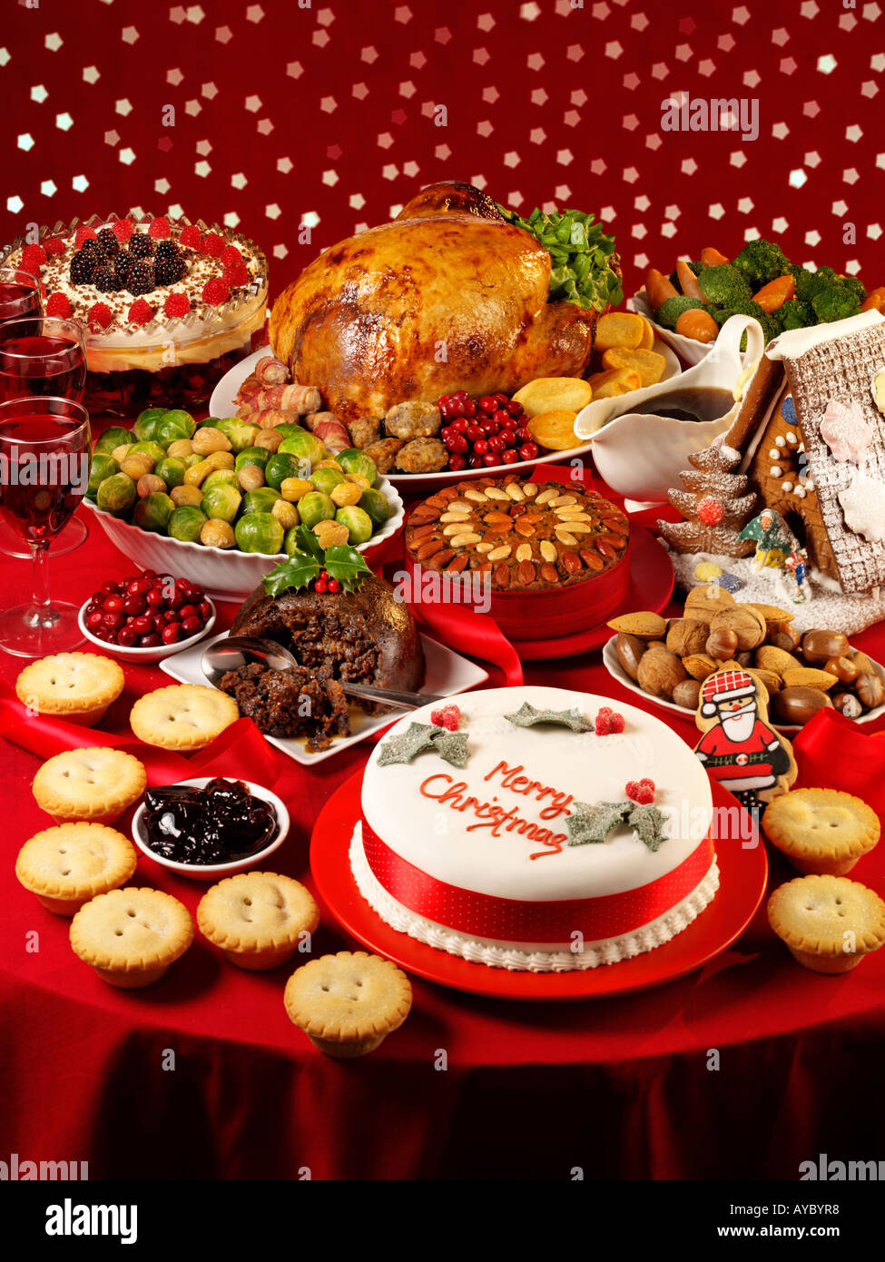 TRADITIONAL CHRISTMAS FOOD Stock Photo Alamy