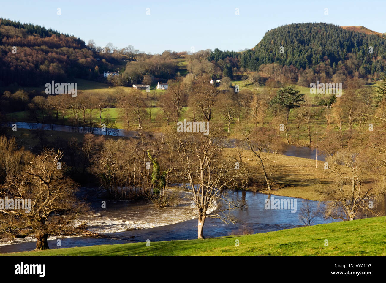 Stackallan Horseshoe shaped weir hi-res stock photography and images - Alamy