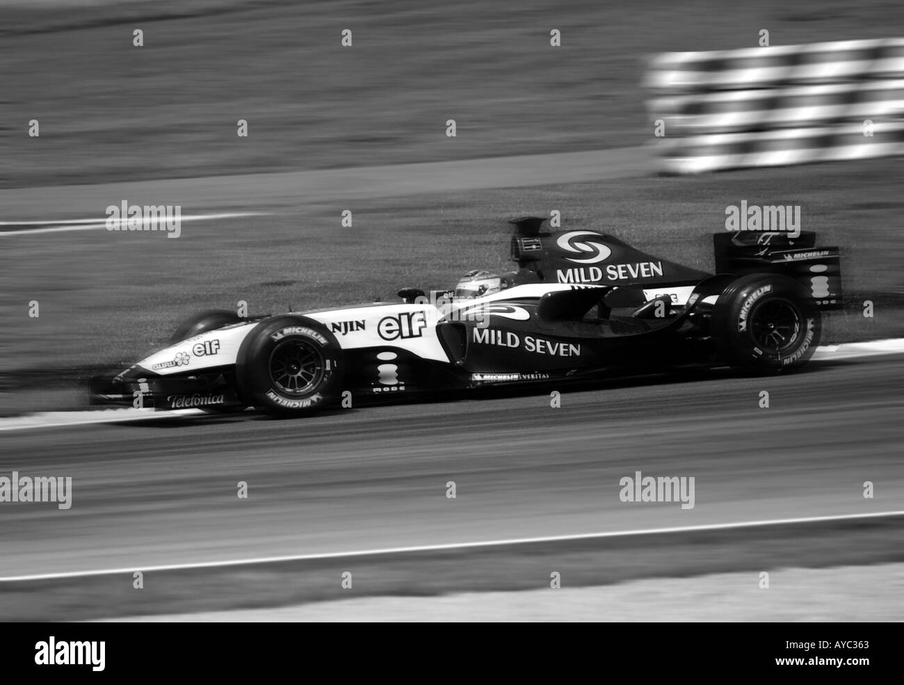 Carte Postale Fernando Alonso - Mild Seven Renault F1 Team - Grand Prix