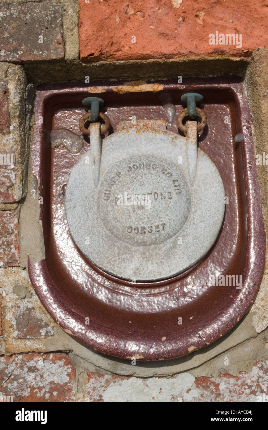 Drain outlet hires stock photography and images Alamy
