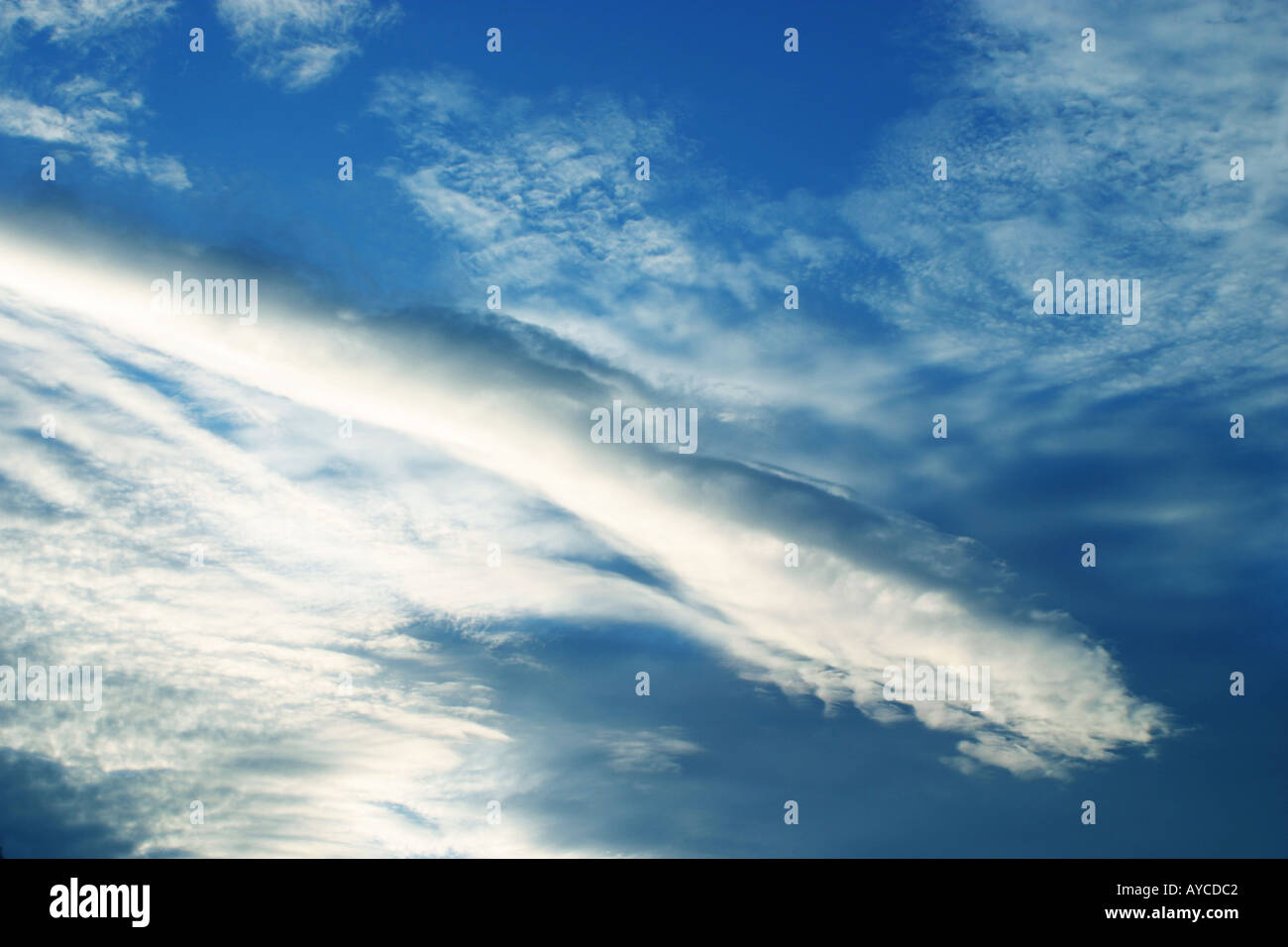 Sky hi-res stock photography and images - Alamy