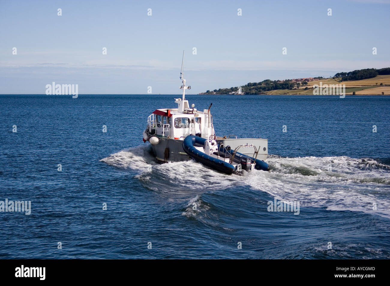 Fifie boat hi-res stock photography and images - Alamy
