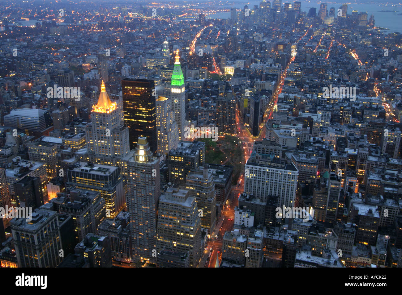 New york city birds eye view night hi-res stock photography and images ...