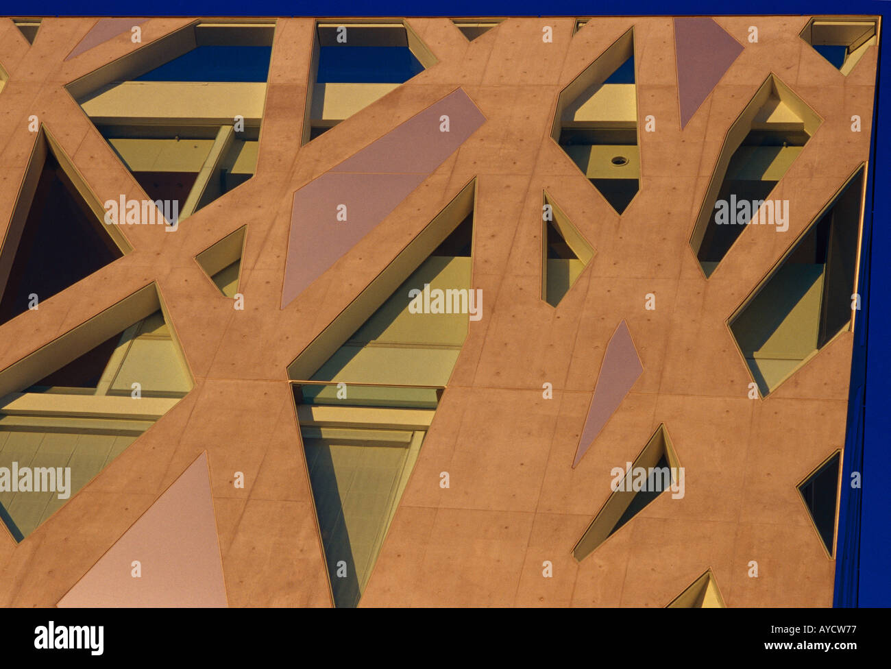 Tods store tokyo architecture hi-res stock photography and images - Alamy