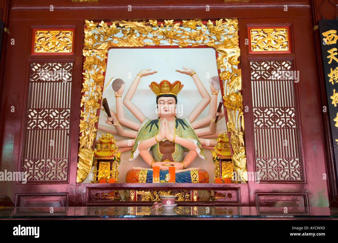 THIAN HOCK KENG TEMPLE singapore Hokkien Huay Kuan Temple of Heavenly