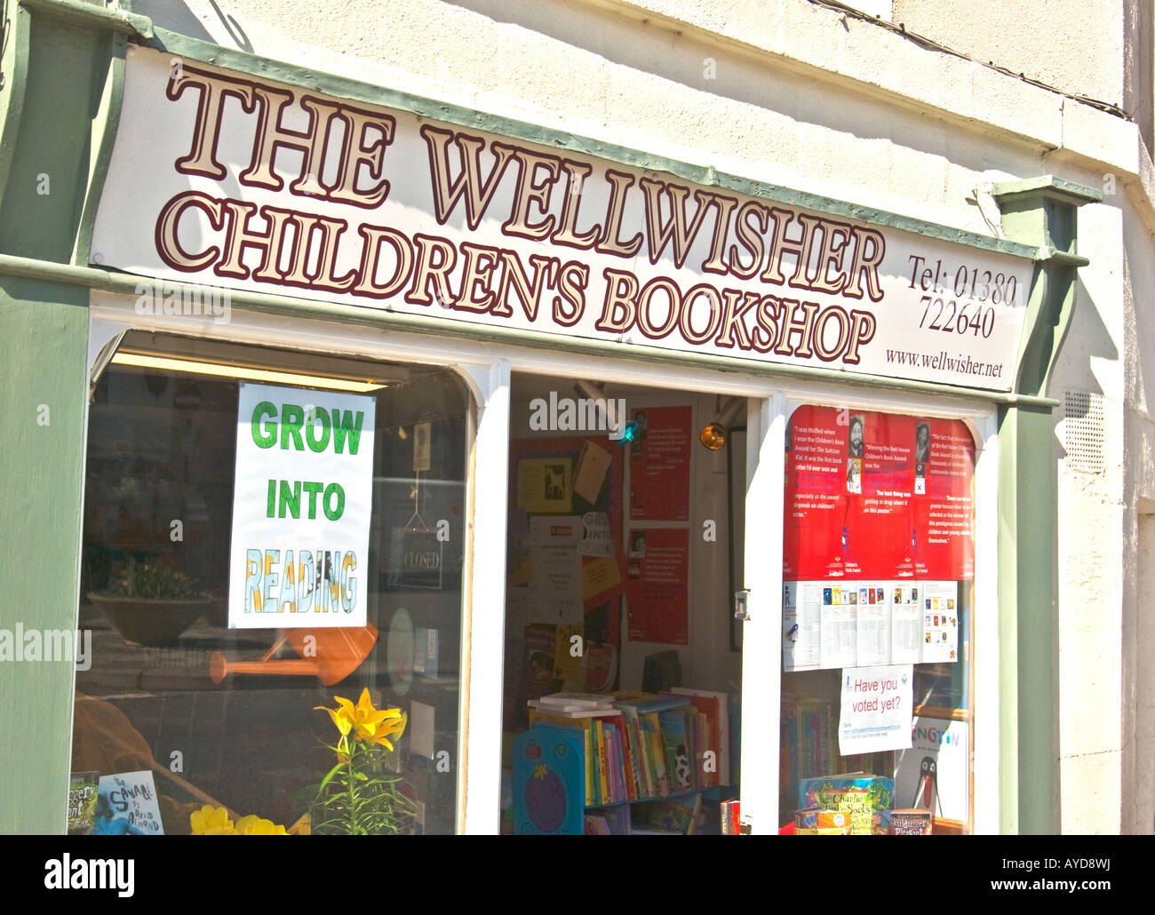 An award winning small retail bookshop in Devizes Wiltshire England UK EU Stock Photo