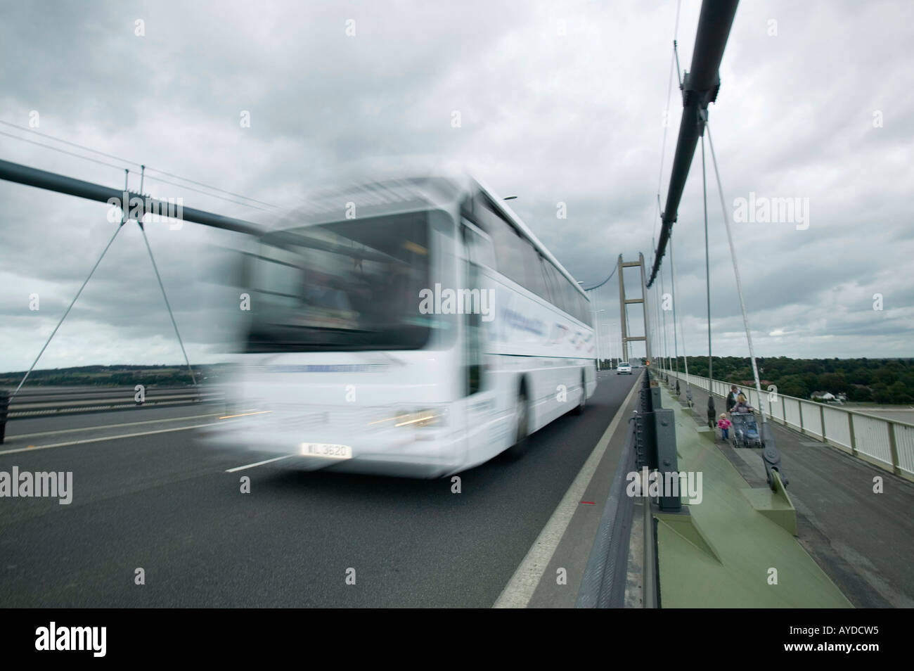 Coach bridge hi-res stock photography and images - Alamy