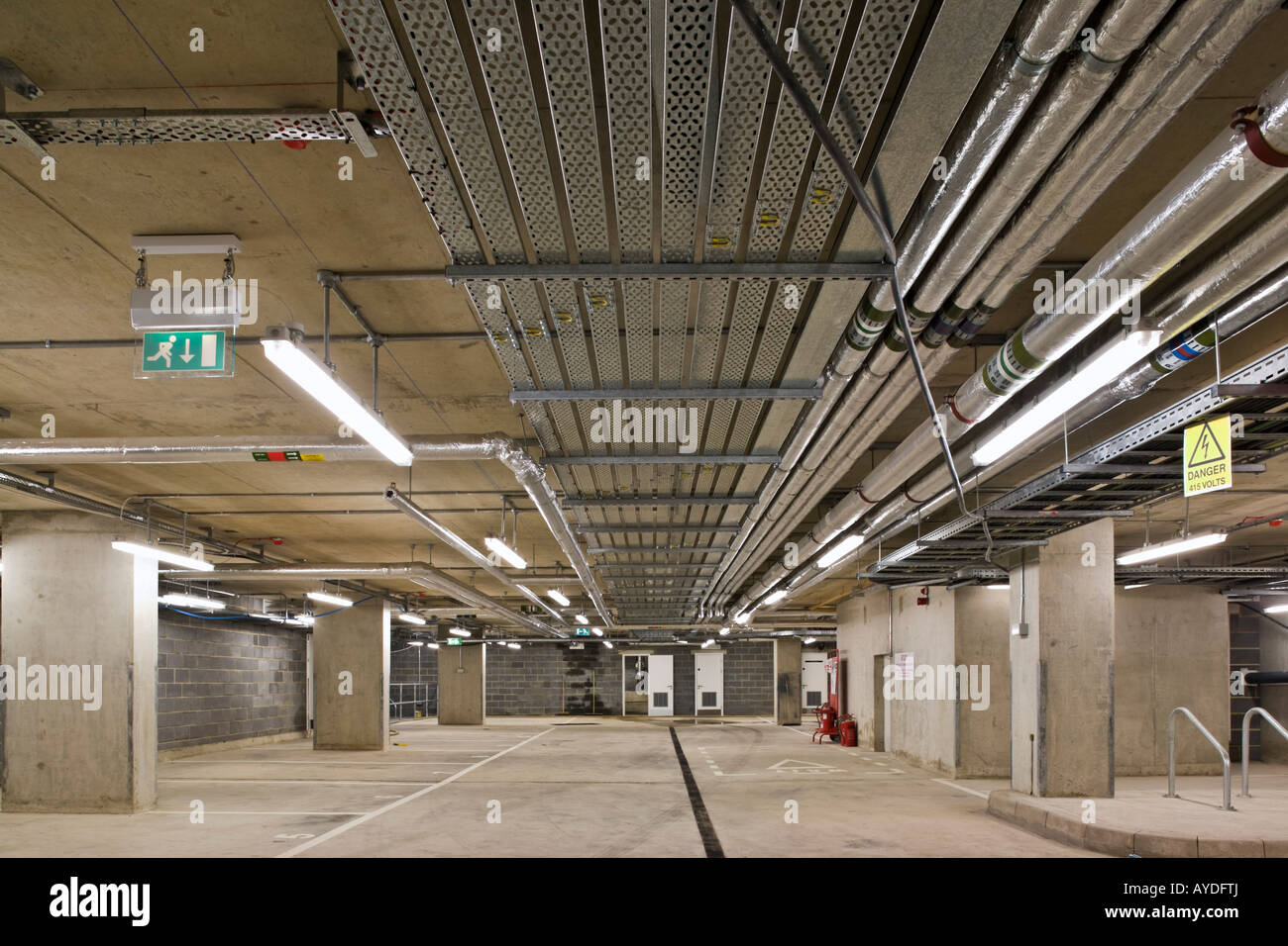 Cable trunking hires stock photography and images Alamy