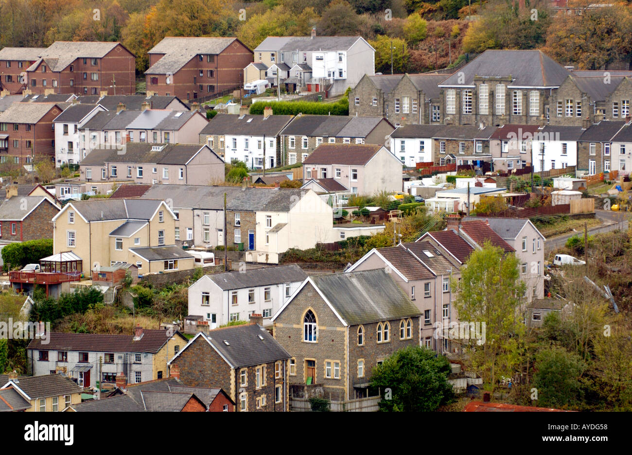 Terraced houses in the south wales valleys hires stock photography and