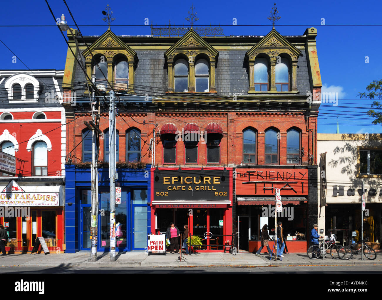 Shops on Queen Street, Toronto Stock Photo - Alamy