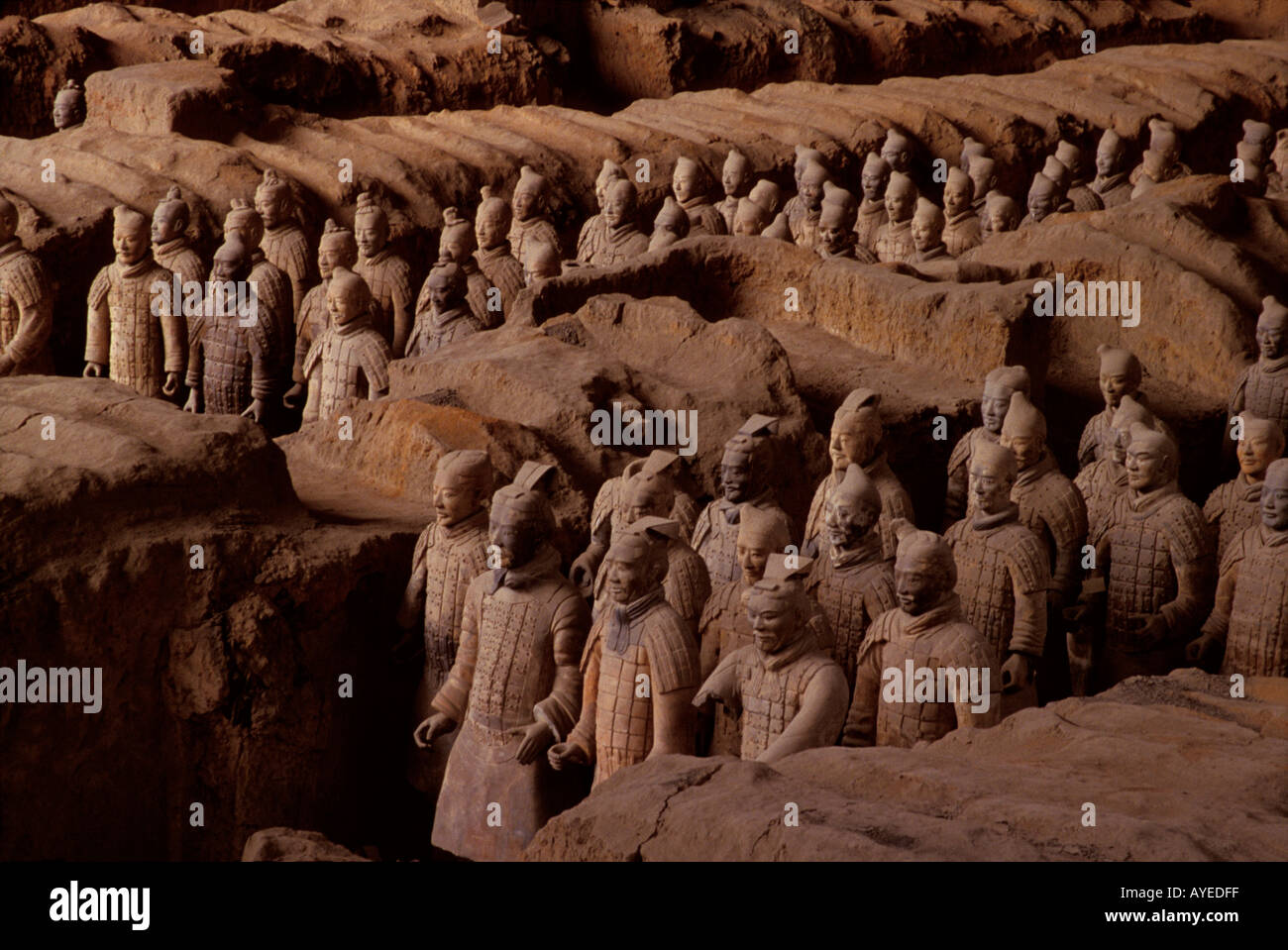 The Army of terra cotta warriors at Emperor Qin Shihuangdi s Tomb Xian ...