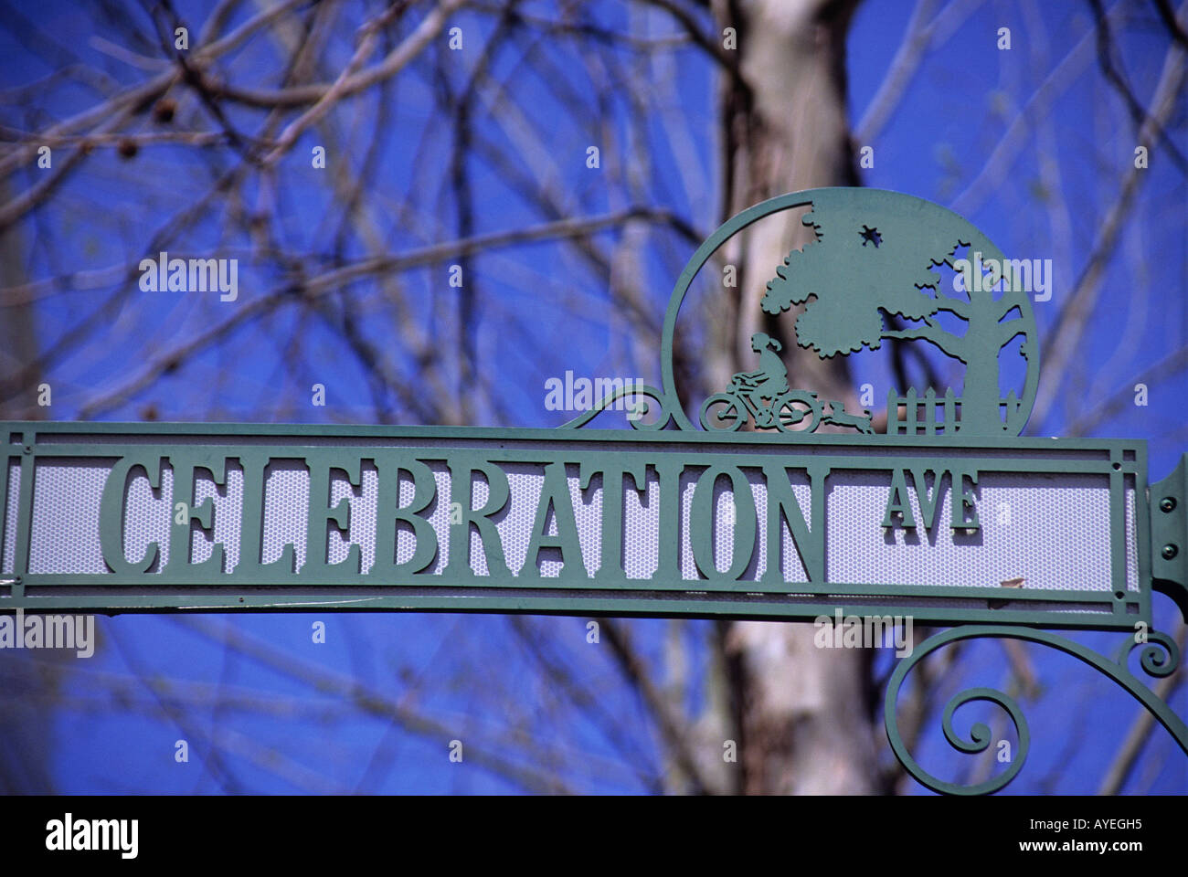 Street celebration hi-res stock photography and images - Alamy