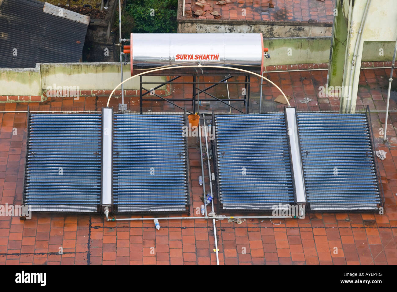 Solar water heater india hires stock photography and images Alamy
