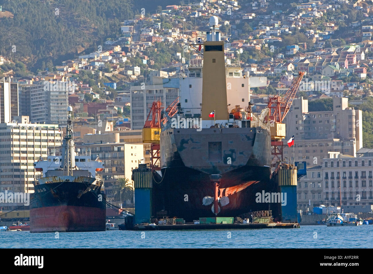 Floating dry dock hi-res stock photography and images - Alamy