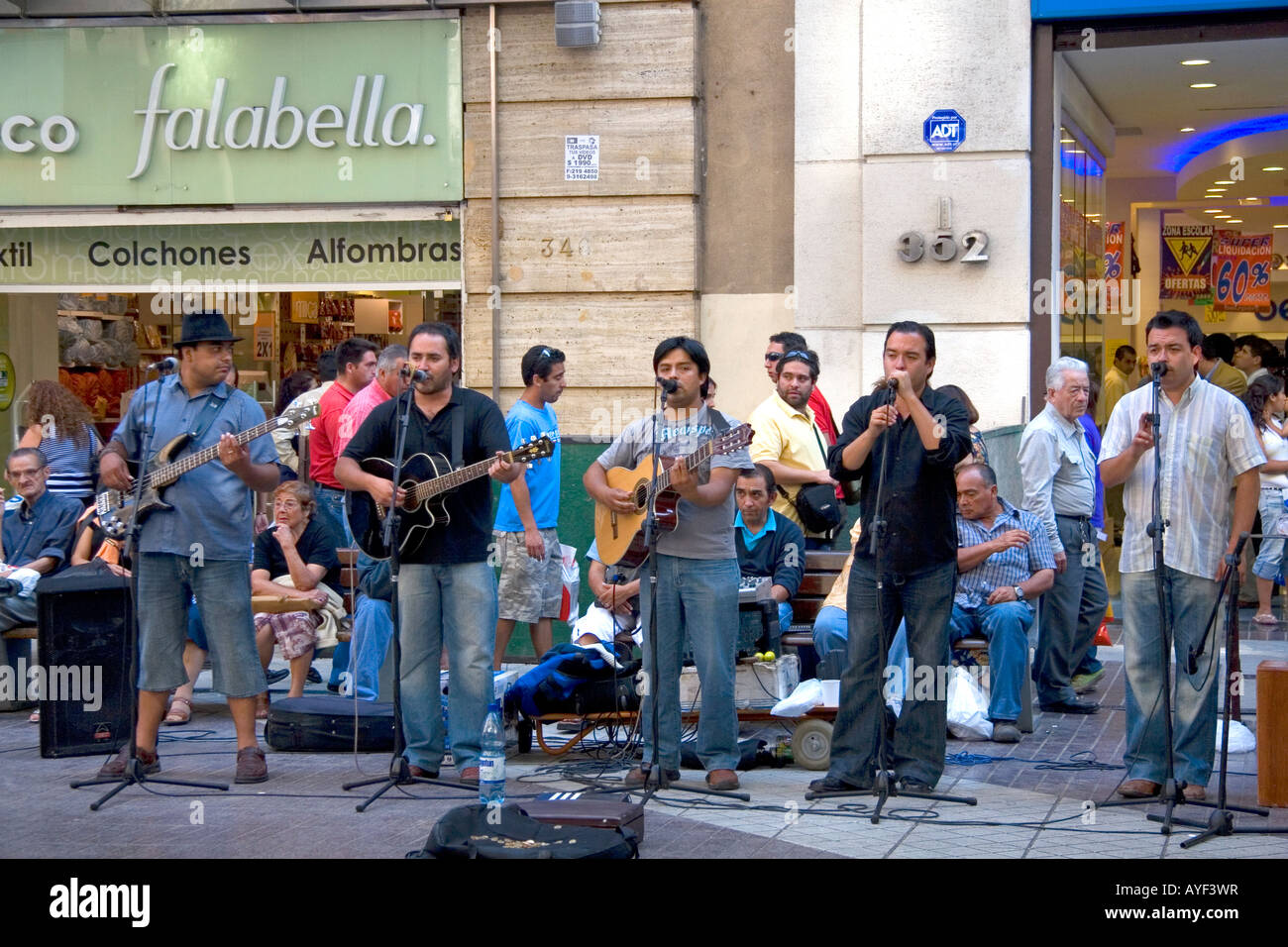 Santiago chile street hires stock photography and images Alamy