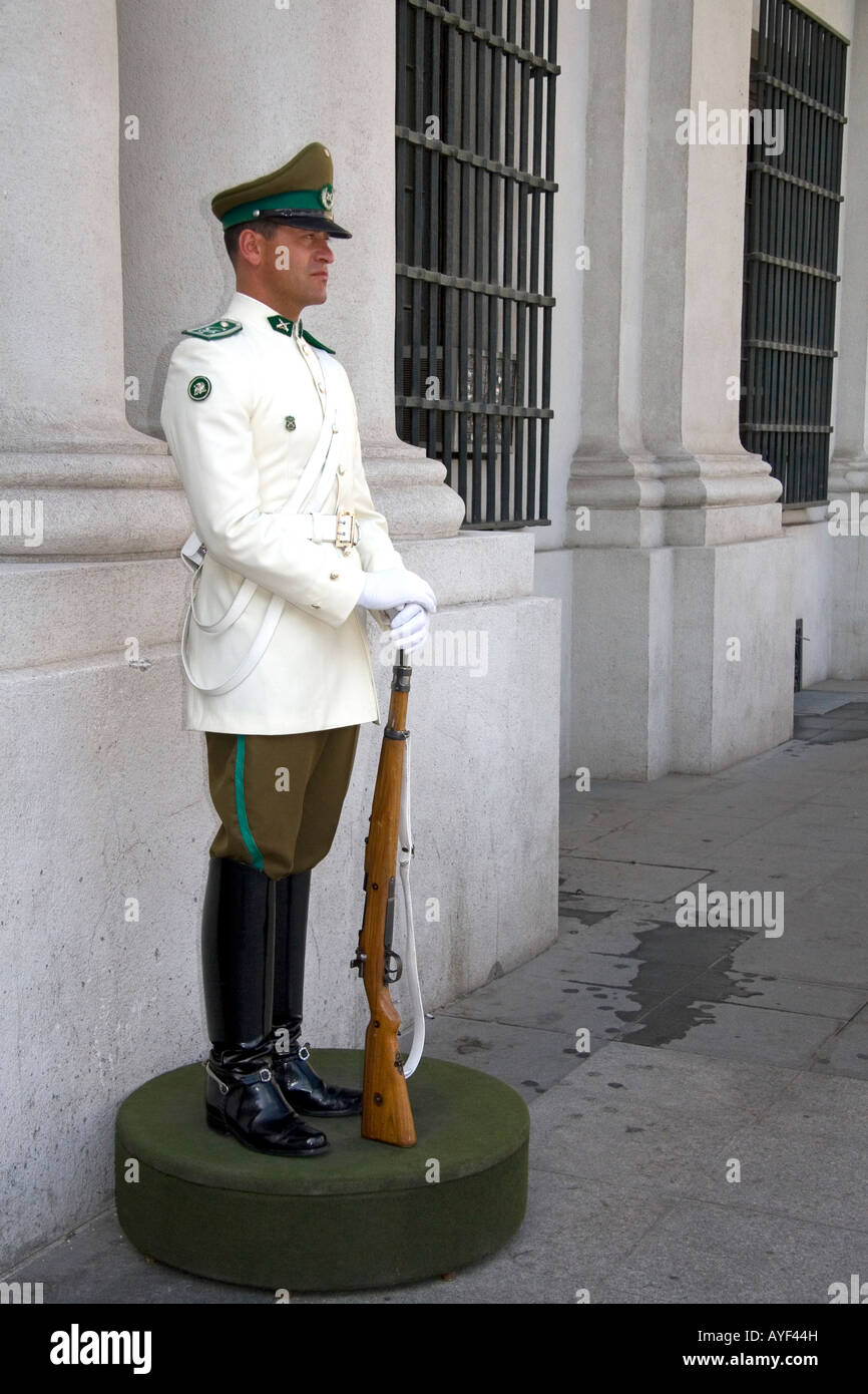 A guard outside the Palacio de la Moneda in Santiago Chile Stock Photo ...