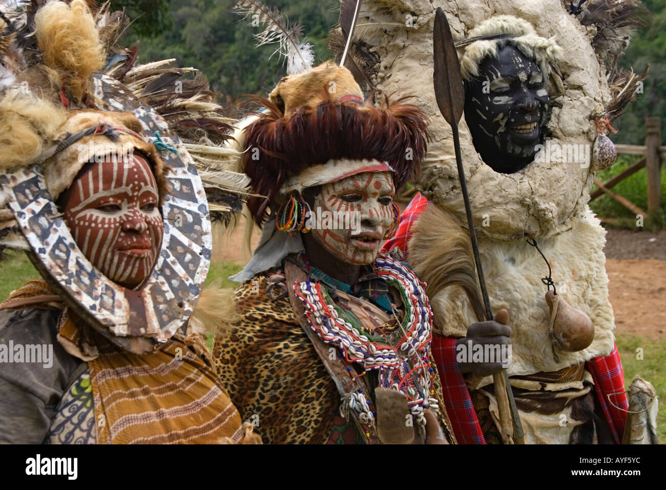 KENYA East Africa Tribal People Kikuyu tribesman wearing head