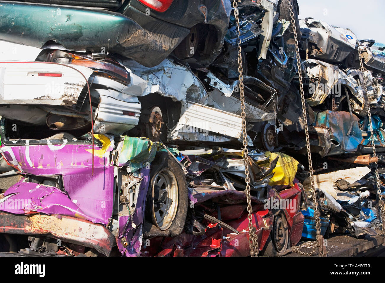 Old damaged cars hi-res stock photography and images - Alamy