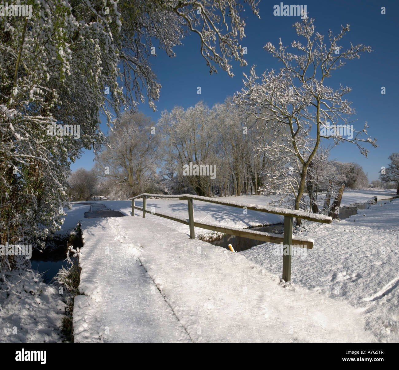 A snow covered rural landscape in the countryside Stock Photo - Alamy