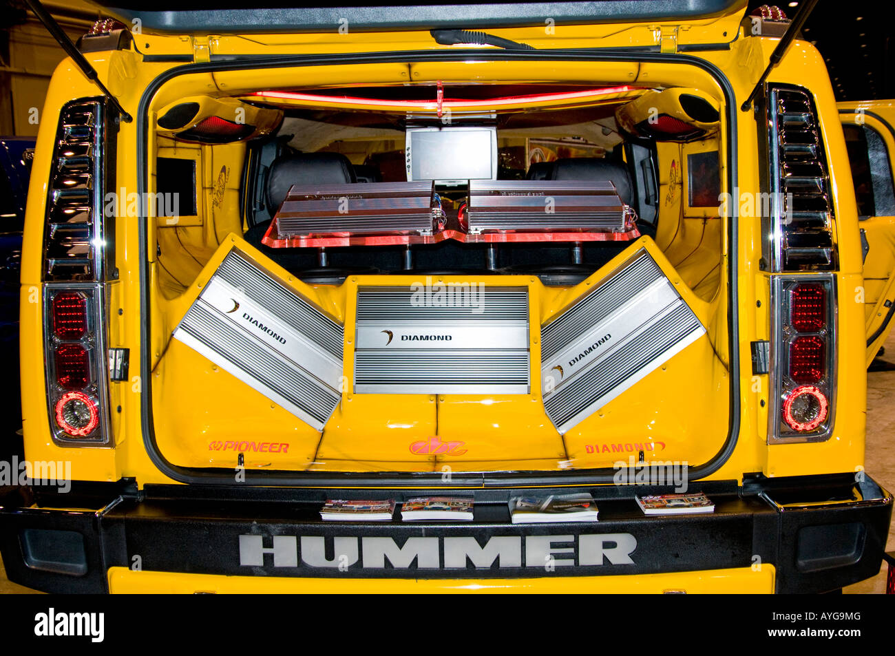 Hummer H2 Audio Visual Installation Stock Photo