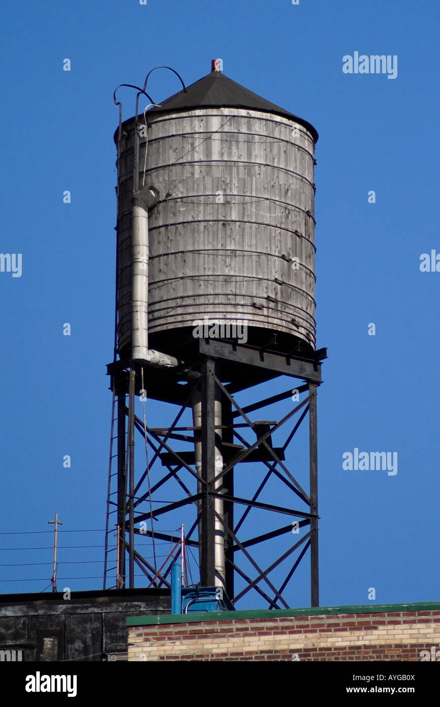 Rooftop water tank in New York, USA Stock Photo Alamy