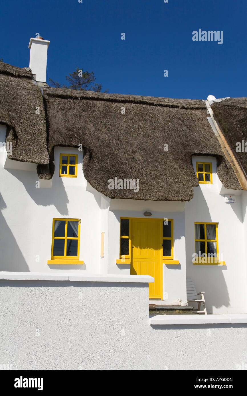 Thatched Cottage Dunmore East County Waterford Ireland Stock Photo Alamy