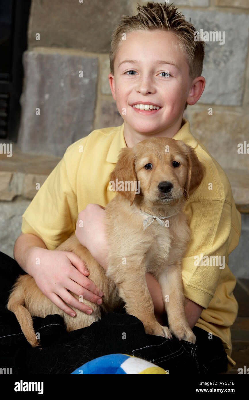 Boy golden hotsell retriever puppies