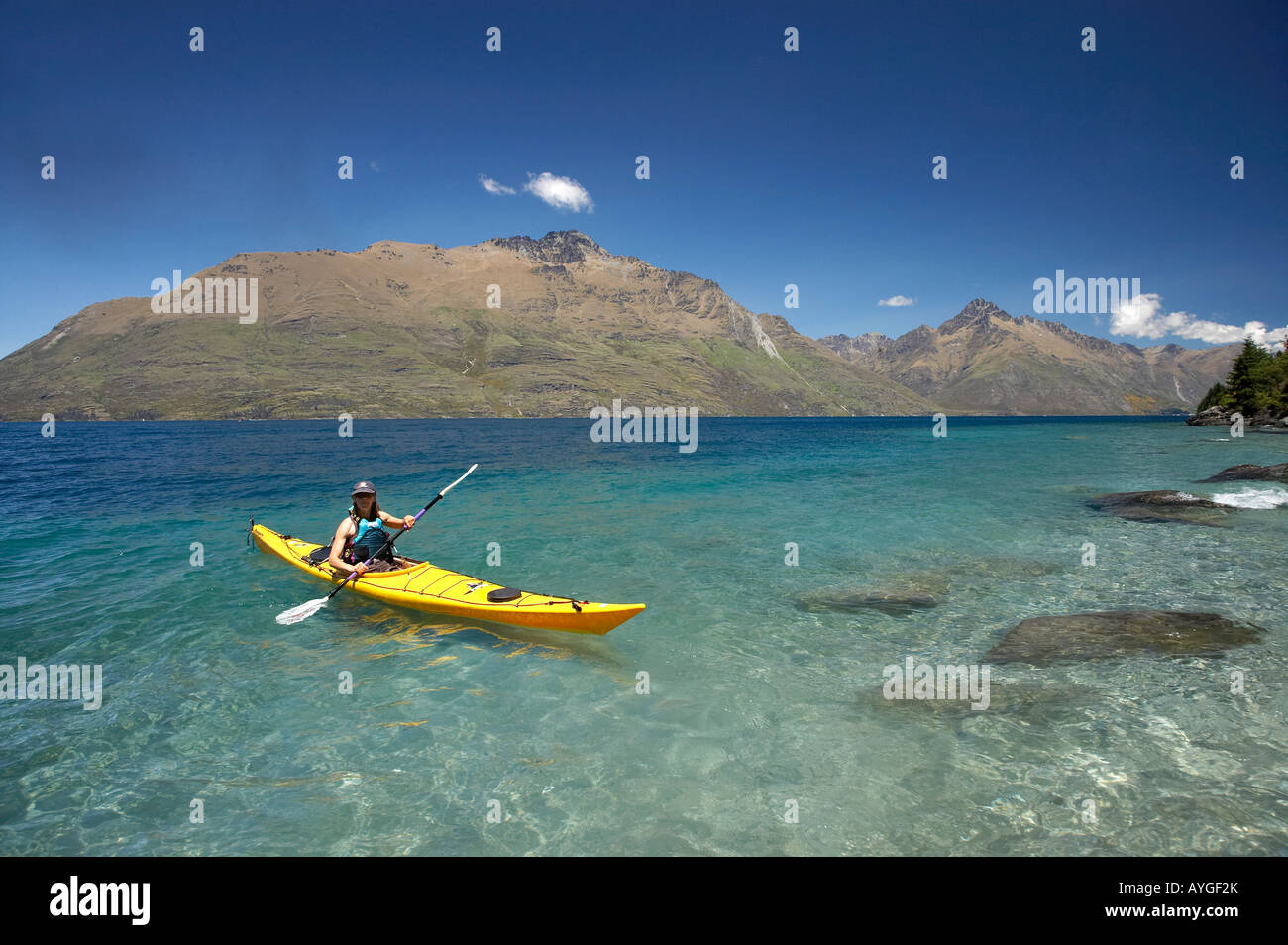 Kayak Lake Wakatipu Queenstown South Island New Zealand Stock Photo Alamy