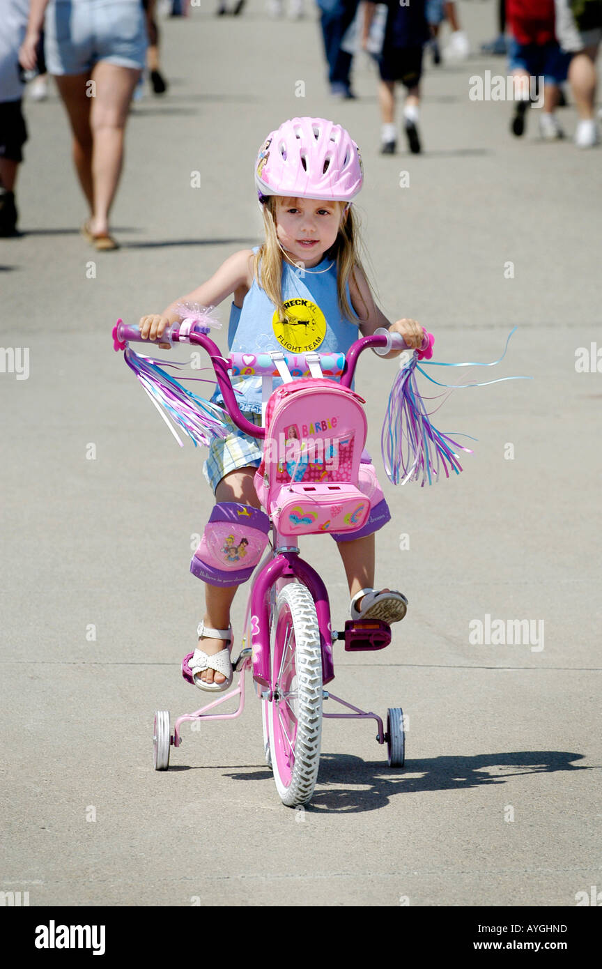 4 year baby girl cycle
