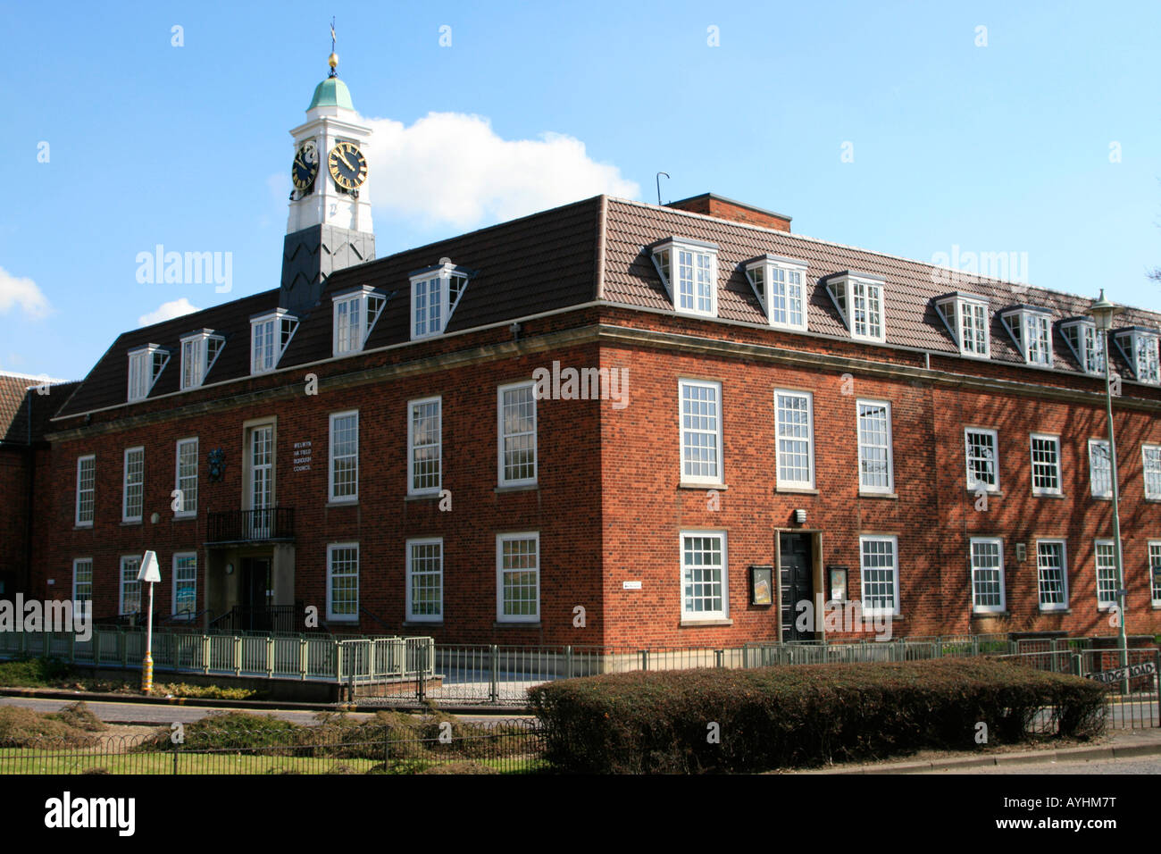 Welwyn Garden City council offices well laid out town centre