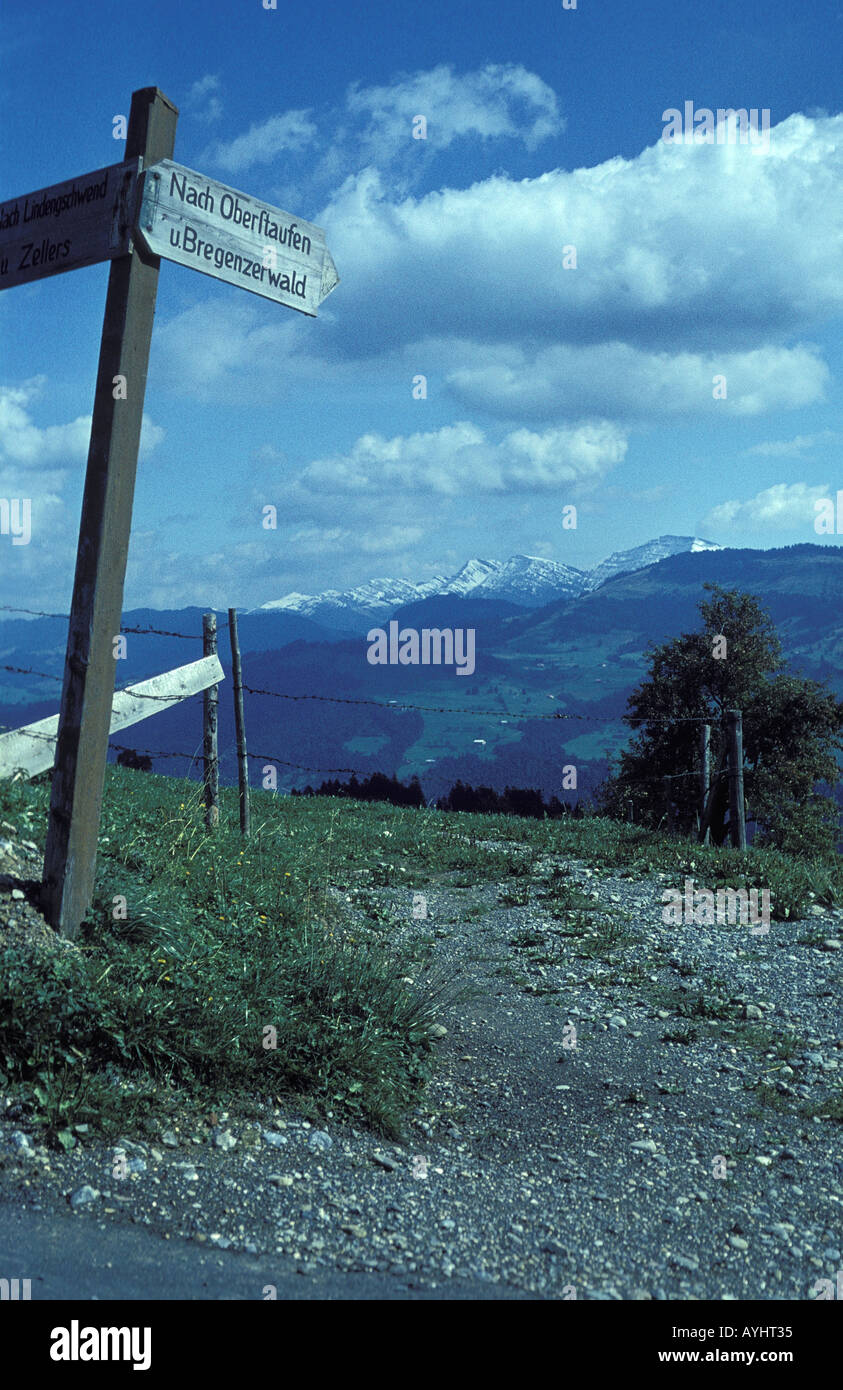 Wegegabelung Bregenzer Wald Oesterreich Stock Photo - Alamy