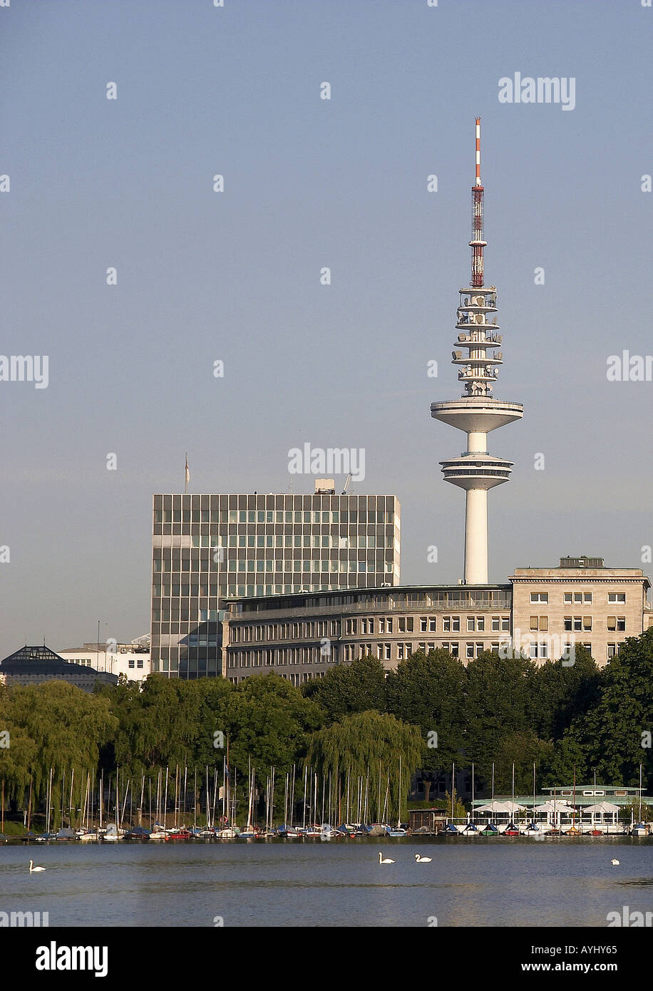 Alsterblick auf Fernsehturm Stock Photo