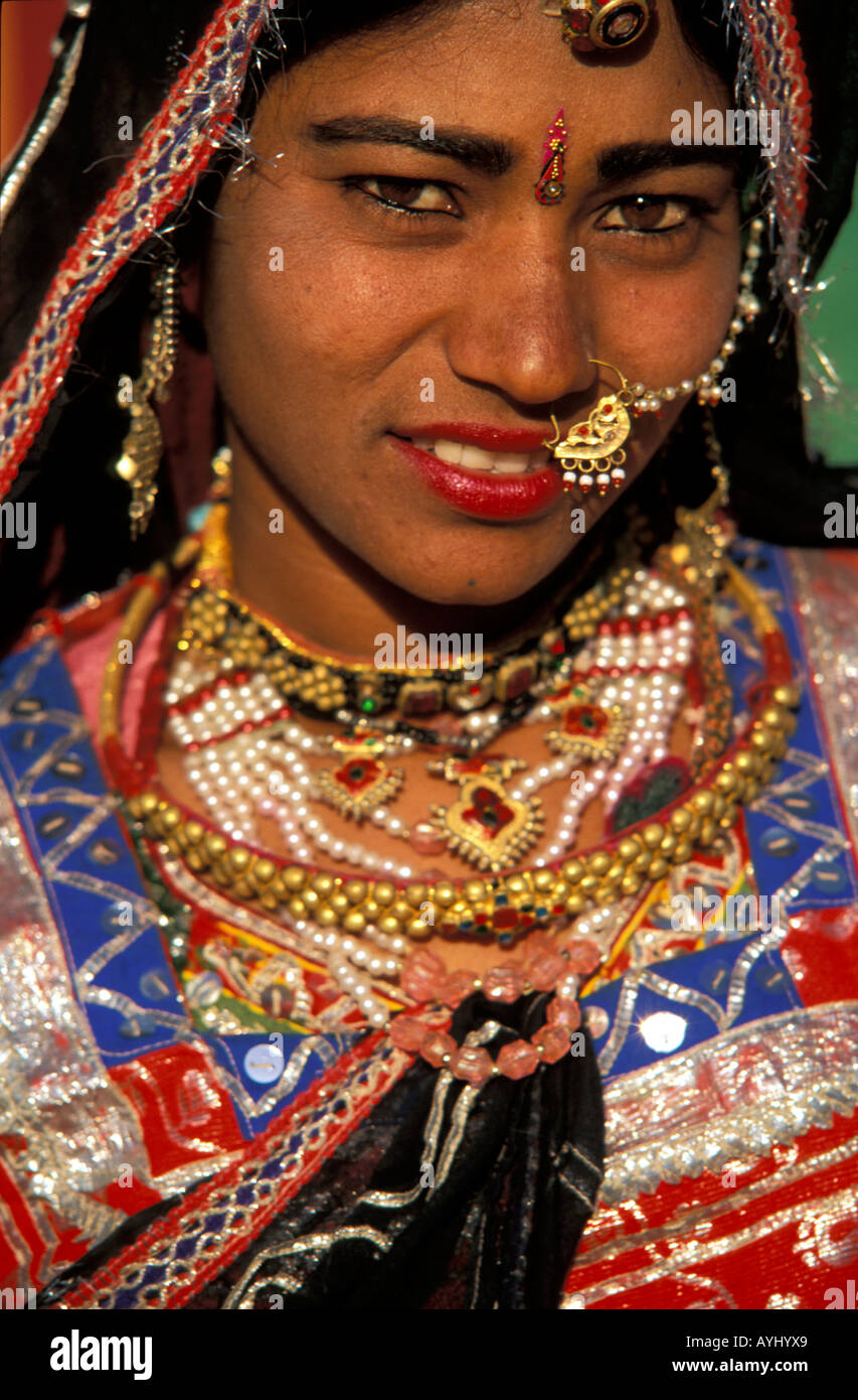 Pushkar a Rajasthani dancer Stock Photo Alamy