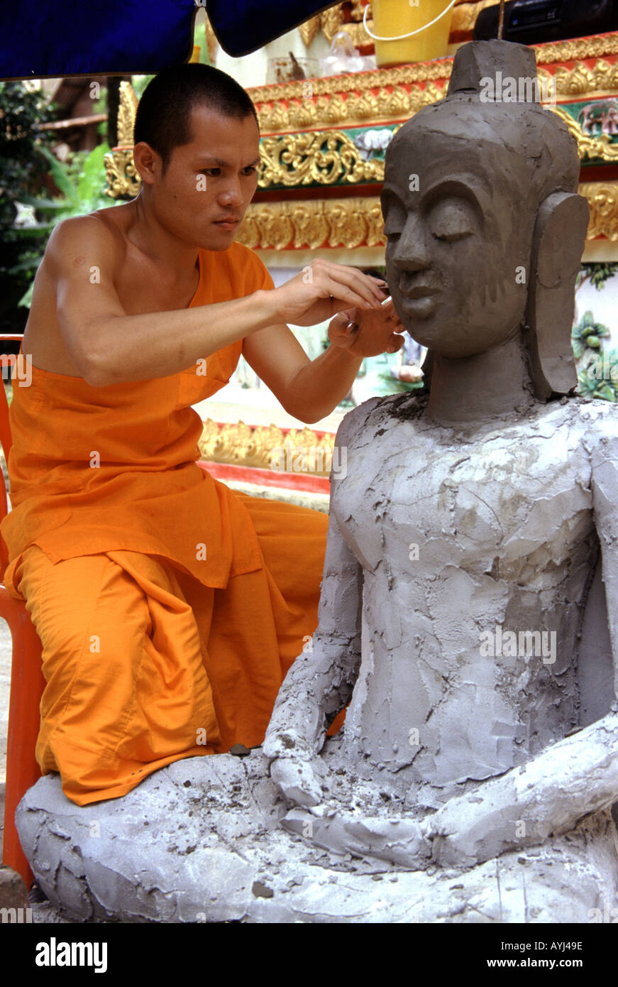 Buddhist monk temple laos hi-res stock photography and images - Alamy