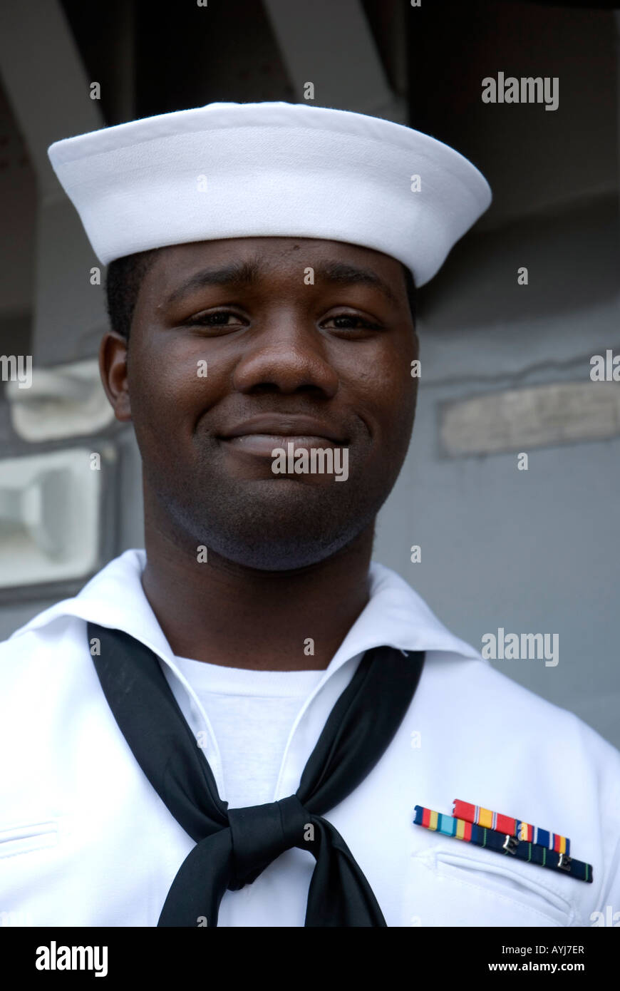Enlisted sailor hi res stock photography and images Alamy