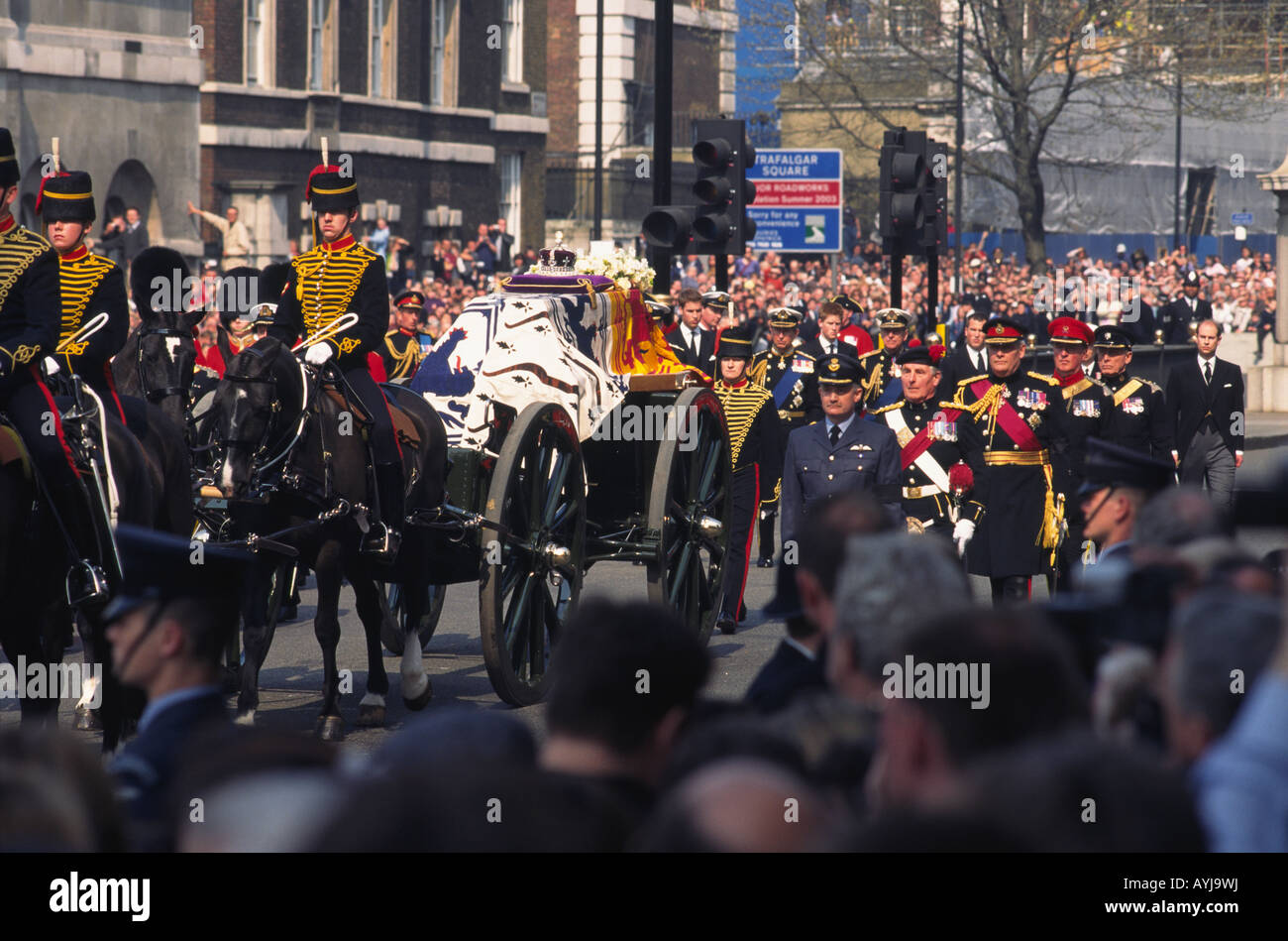 The funeral of Queen Elizabeth the Queen Mother Stock Photo