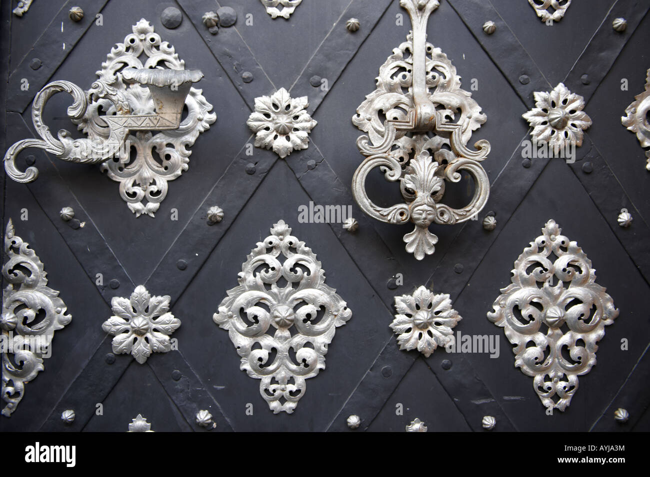Metal door decoration hires stock photography and images Alamy