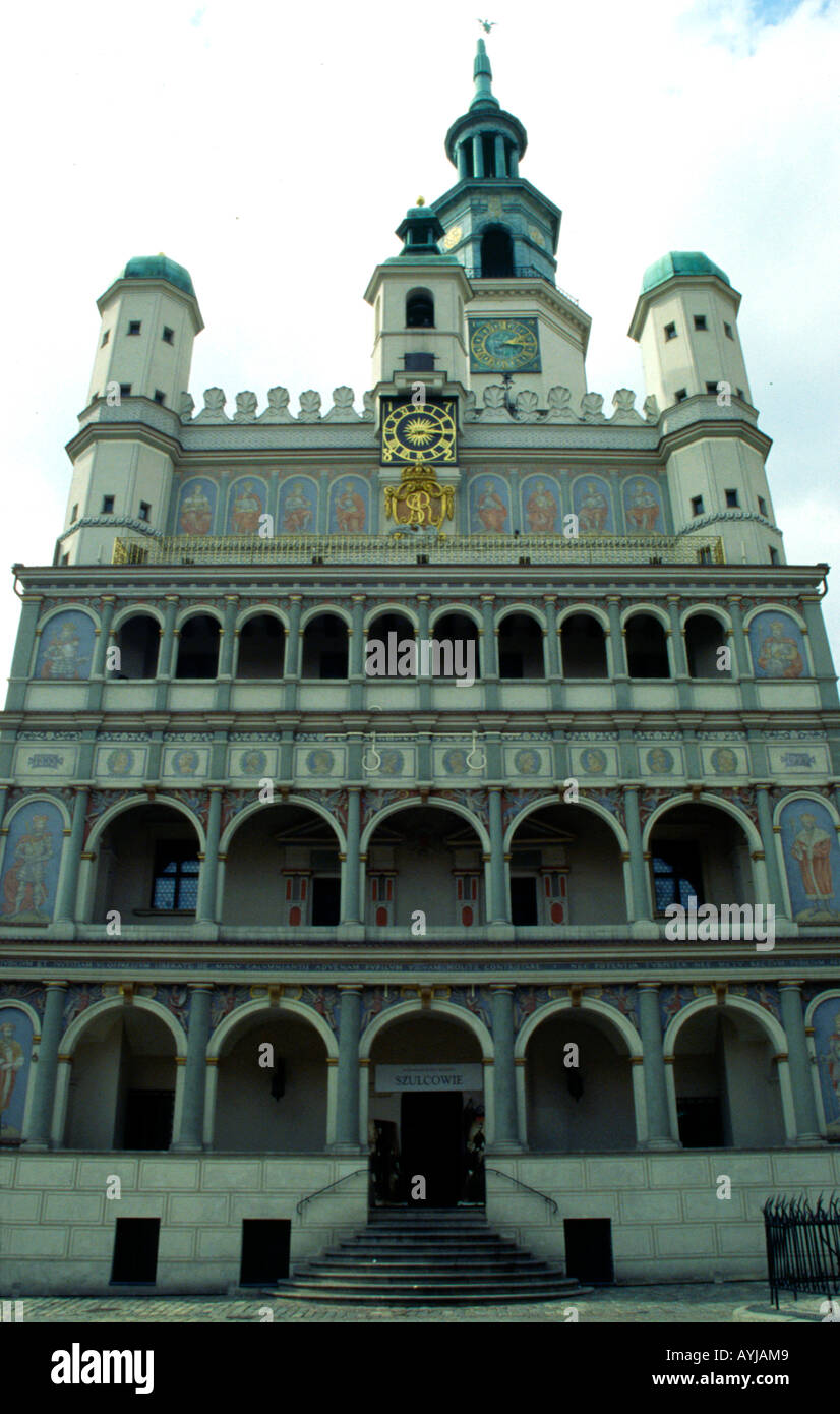 The Ratusz in the Starry Rynek square, Poznan, Poland Stock Photo