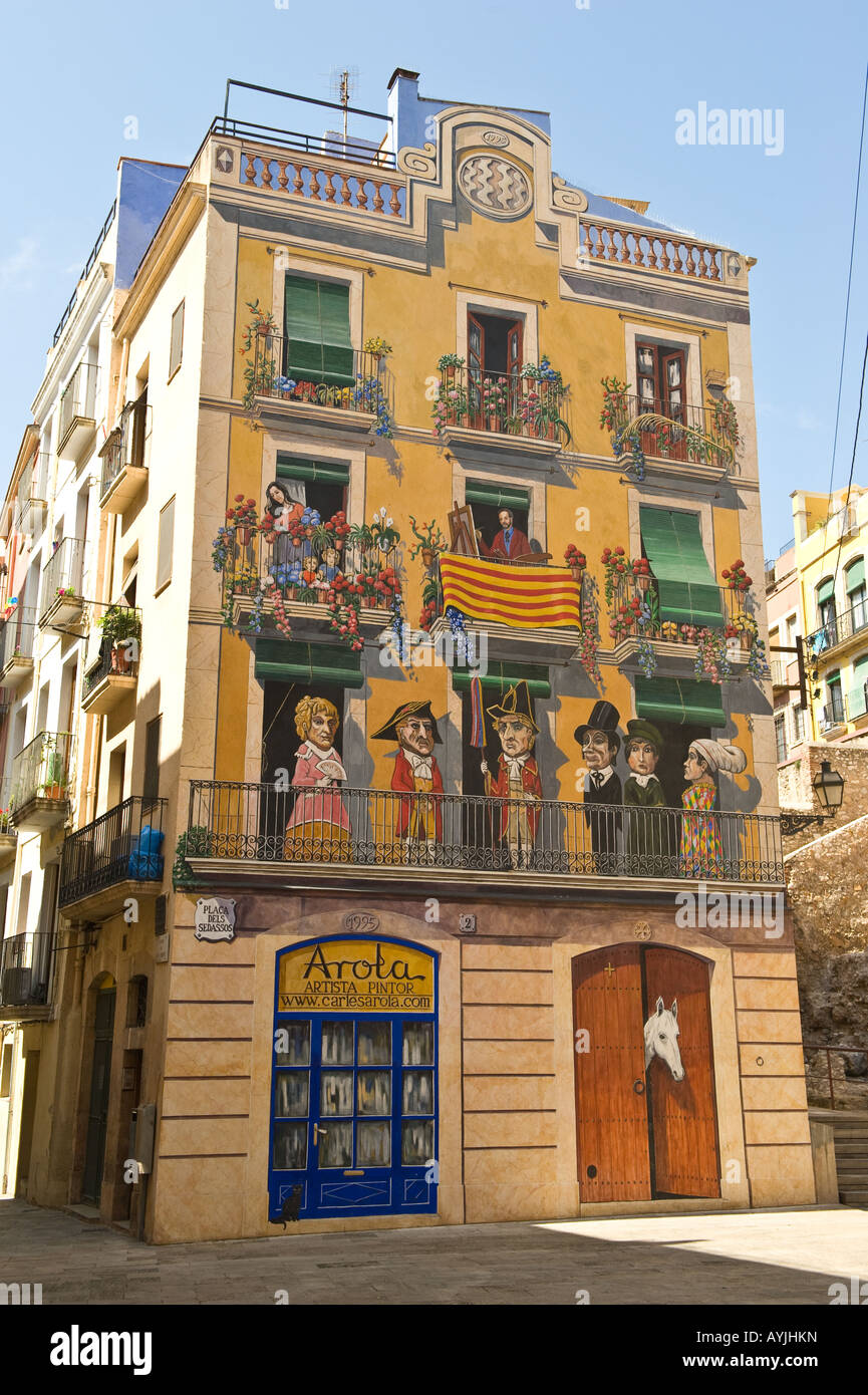 Façade with Mural by Carles Arola Vera on Placa Dels Sedassos Tarragona Catalonia  Spain Stock Photo