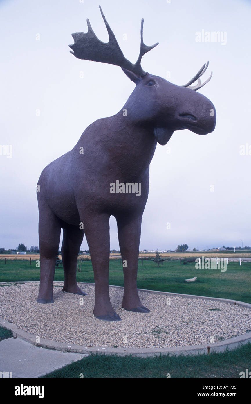 Moose statue Moose Jaw Saskatchewan Canada Stock Photo Alamy